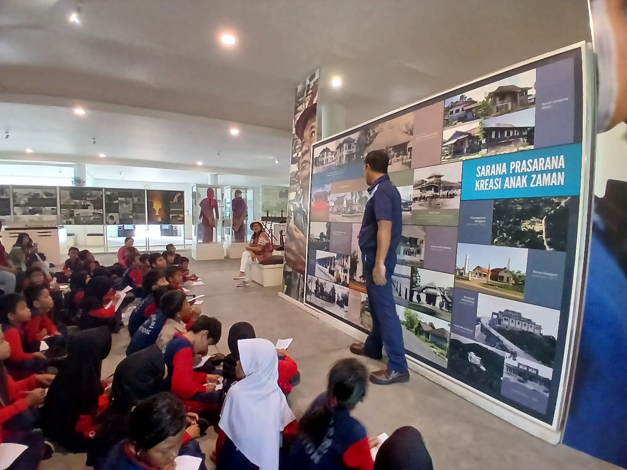 Asyiknya Belajar Sejarah di Museum Timah Indonesia, Siswa SDN 4 Mentok Antusias Banget