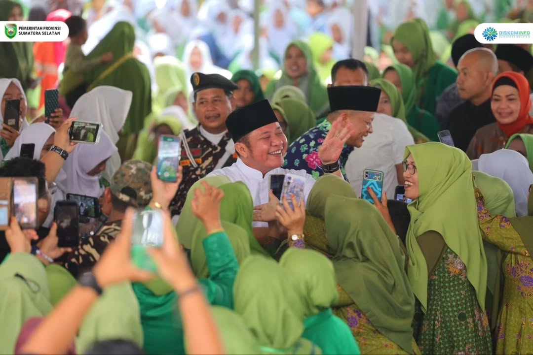 HD Ingatkan Pentingnya Peran Ibu – Ibu Siapkan Generasi Indonesia Emas 2045