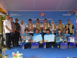Wawako Palembang Apresiasi Kinerja Dirut Perumda Pasar Saat Lounching Kartu Identitas Pedagang