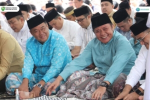 Gubernur Herman Deru dan Wagub Cik Ujang (HDCU) Kompak Rayakan Idul Adha 1446 H di Griya Agung Palembang