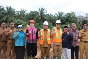 Gubernur Hidayat: Pendidikan harus Membebaskan, Memberdayakan dan Memanusiakan Manusia.
