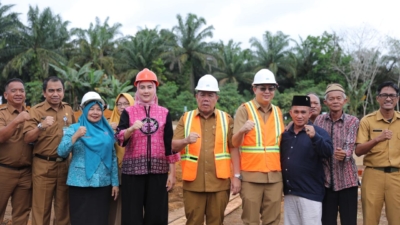 Gubernur Hidayat: Pendidikan harus Membebaskan, Memberdayakan dan Memanusiakan Manusia.