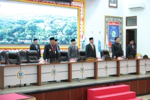 Sampaikan Tiga Rapenda Ke DPRD, Gubernur Hidayat Arsani Tegaskan Arah Pembangunan Bangka Belitung