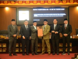 Rapat Paripurna, Wali Kota Palembang Sampaikan Paparan Terkait Raperda RPJMD Tahun 2025-2029