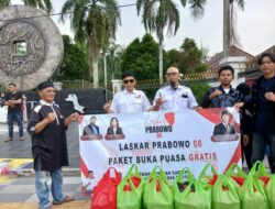 DPD Laskar Prabowo 08 Bangka Belitung Bagikan Paket Buka Puasa Gratis di Hari ke-14 Ramadan 1447 H